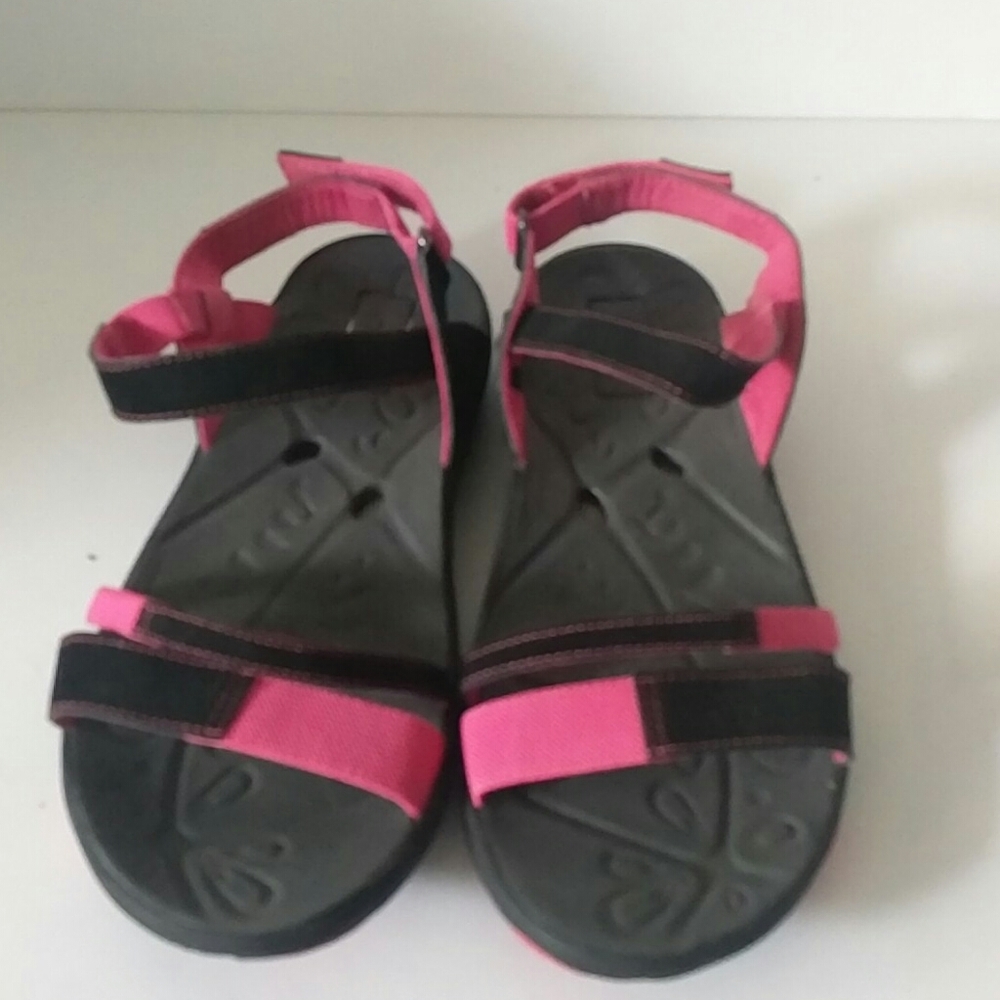JBU Sandals